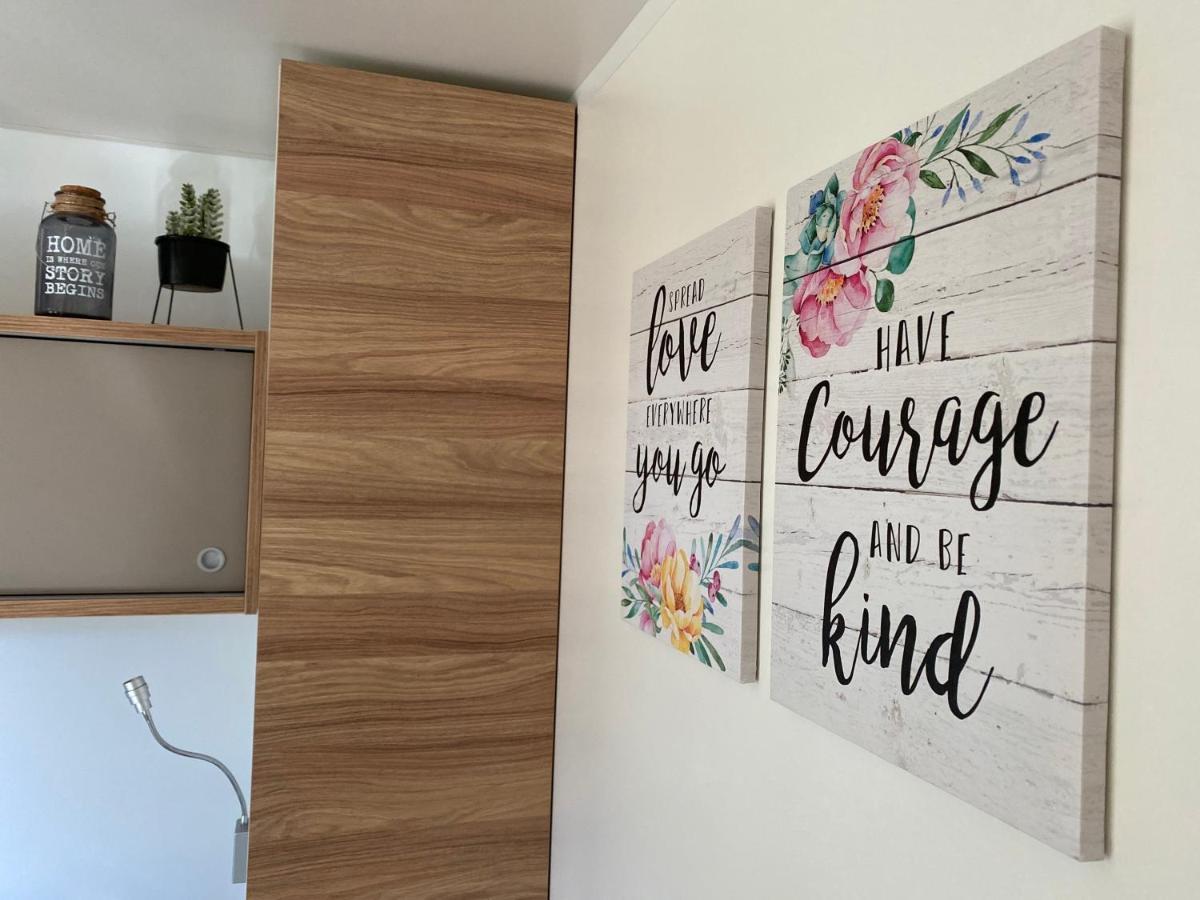 Mobile Home Biondina Camp Porton Nature Hideouts Rovinj Ngoại thất bức ảnh